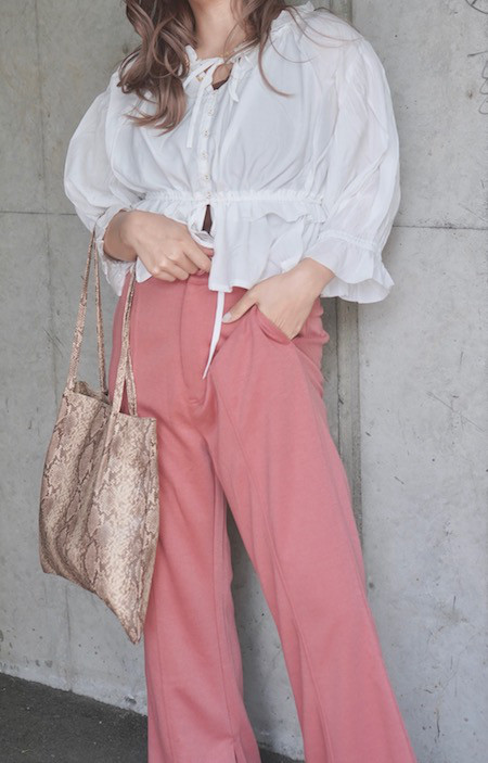 Ribbon String Cotton Puffsleeve Tops (white) 長袖シャツ ホワイト　ガーリー