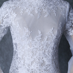 ボレロ ウェディングドレス 可憐な花刺繍のトップス  ロングスリーブ  くるみボタン  細見えシルエット 5枚目の画像