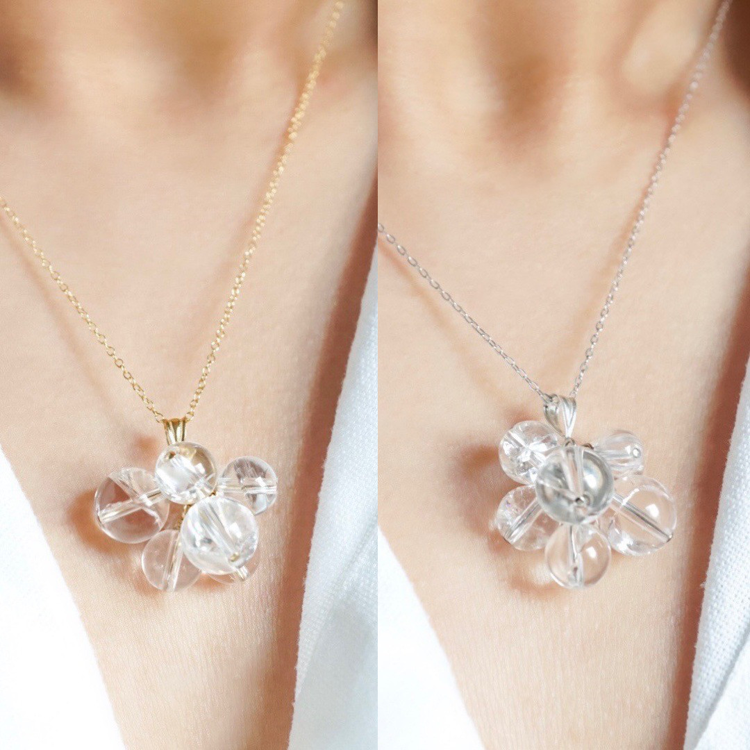 「シャボン玉」ネックレス アイリスクォーツ 虹 レインボー 水晶 クリア 透明 大ぶり 天然石 ゴールド シルバー