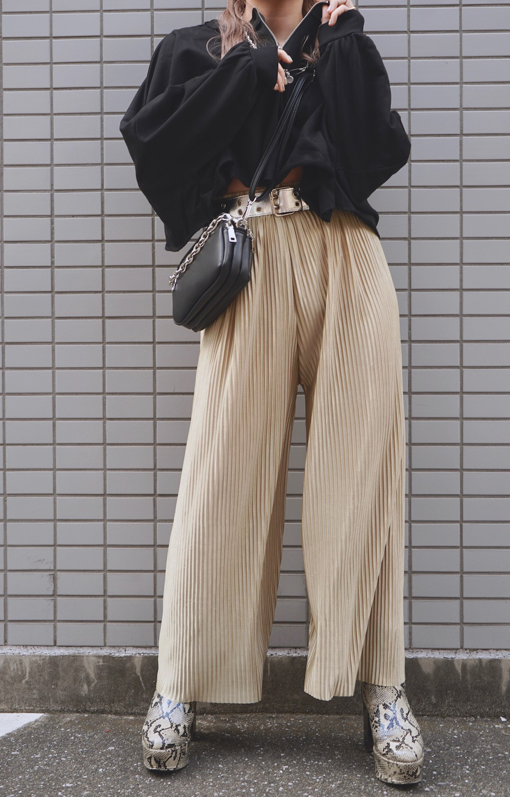 Shiny Pleats Pants (mint green) ワイドパンツ ゴールド グリーン 緑 きれいめ