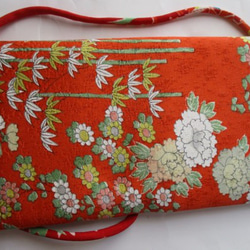 ７５５１　花柄の着物で作った和風財布・ポーチ＃送料無料 4枚目の画像