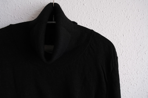 女款亞麻針織雙層長袖高領套頭衫（黑色）| 2 種尺寸 第3張的照片