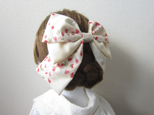 髪飾り　リボン　白桜✿　ウエディング　成人式　卒業式　着物　袴　振袖　 2枚目の画像