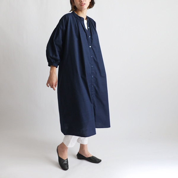 ラスト１　最終ＳＡＬＥ　ギマ擬麻コットン　贅沢ギャザーゆったり前開き　ロング ワンピース　羽織りコート紺Y99V