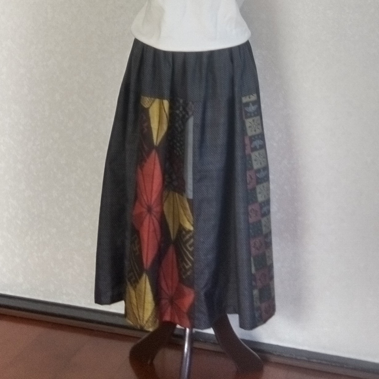 正絹格子大島紬着物リメイクバイアスフレアースカートリボン付き 正絹格子大島紬着物リメイクバイアスフレアースカートリボン付き