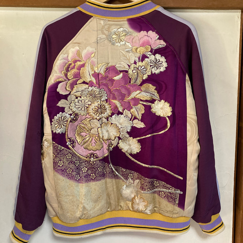 着物リメイク  振袖スカジャン  ブルゾン 着物リメイクスカジャン リバーシブル 振袖リメイク 牡丹の花