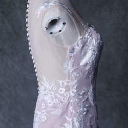 ウェディングドレス  ピンク  贅沢な小花総レース  マーメイドライン  ノースリーブ  披露宴/結婚式 7枚目の画像