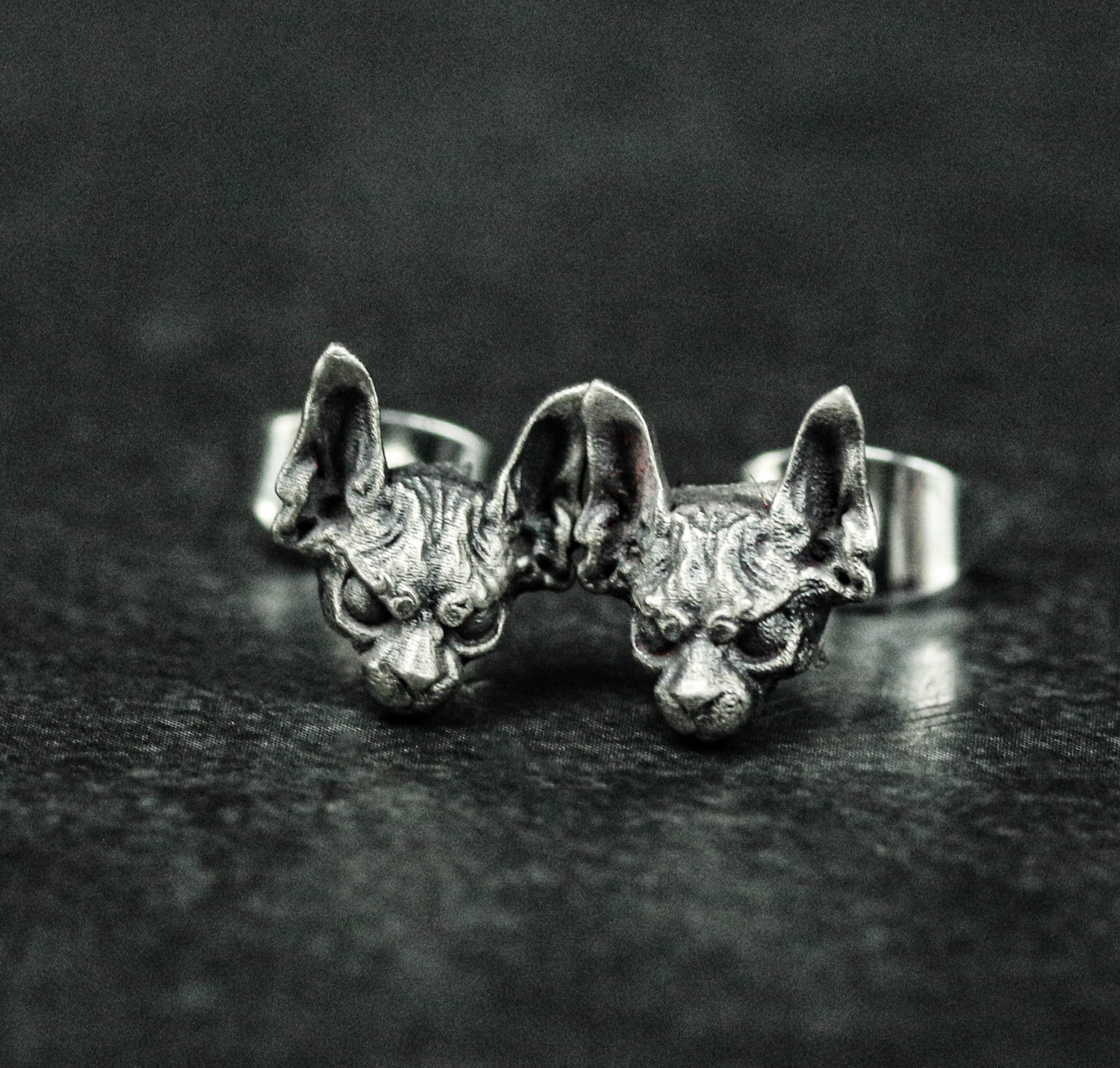 スターリングシルバーの猫のイヤリング スフィンクスシルバージュエリー 猫好きな人へのギフト 猫のジュエリー メンズ猫のイ 10,508円