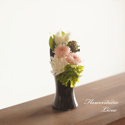 【仏花】小菊とアジサイのコンパクトサイズの仏花（ピンク）・全てプリザーブドフラワー使用 2枚目の画像