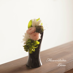 【仏花】小菊とアジサイのコンパクトサイズの仏花（ピンク）・全てプリザーブドフラワー使用 3枚目の画像