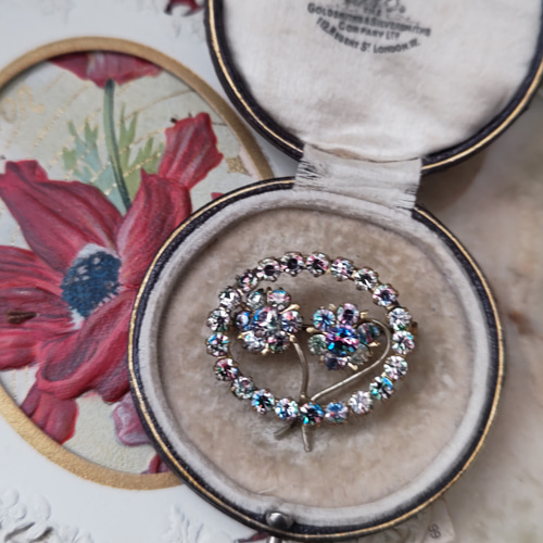 1940年代 ヴィンテージ アイリスガラスブローチ ブローチ Perles