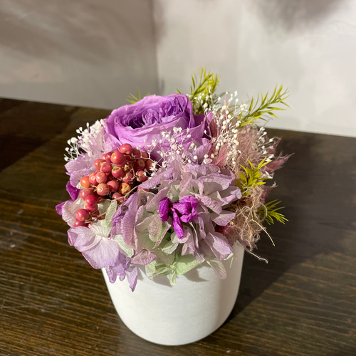 プリザーブドフラワー白ベースアレンジ紫バラオールドローズ お洒落