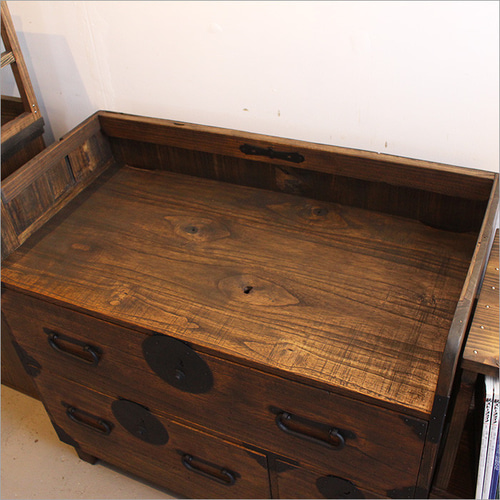 チェスト アンティーク 和箪笥 おしゃれ 2段 脚付き 収納 玄関 飾り台