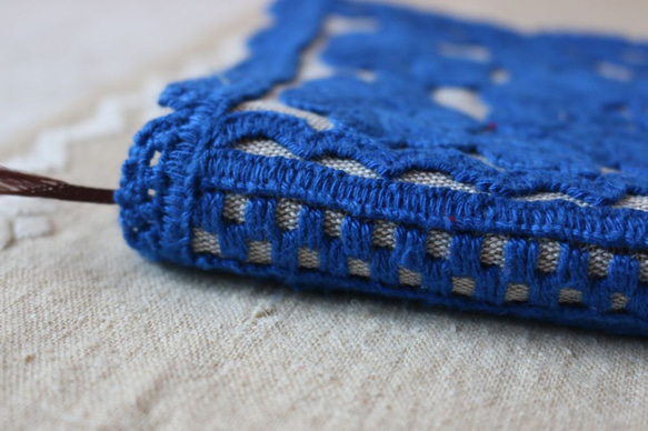 イーラーショシュのブックカバー（ダリアと４つのバラ／small） 3枚目の画像