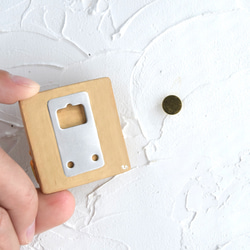 牆上有一隻日本樹蛙 第4張的照片