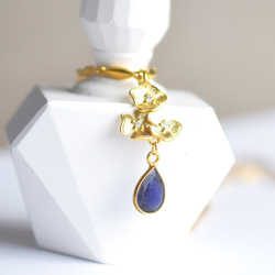 [僅剩 2 件] Flower Charm AAA 堇青石 18K 鍍金框架醫用不鏽鋼項鍊 第1張的照片