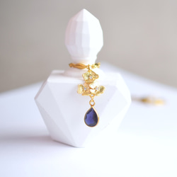 [僅剩 2 件] Flower Charm AAA 堇青石 18K 鍍金框架醫用不鏽鋼項鍊 第5張的照片