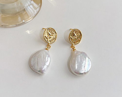 アナスイ　ピアス　薔薇モチーフ人工真珠 Rose motif earrings 2