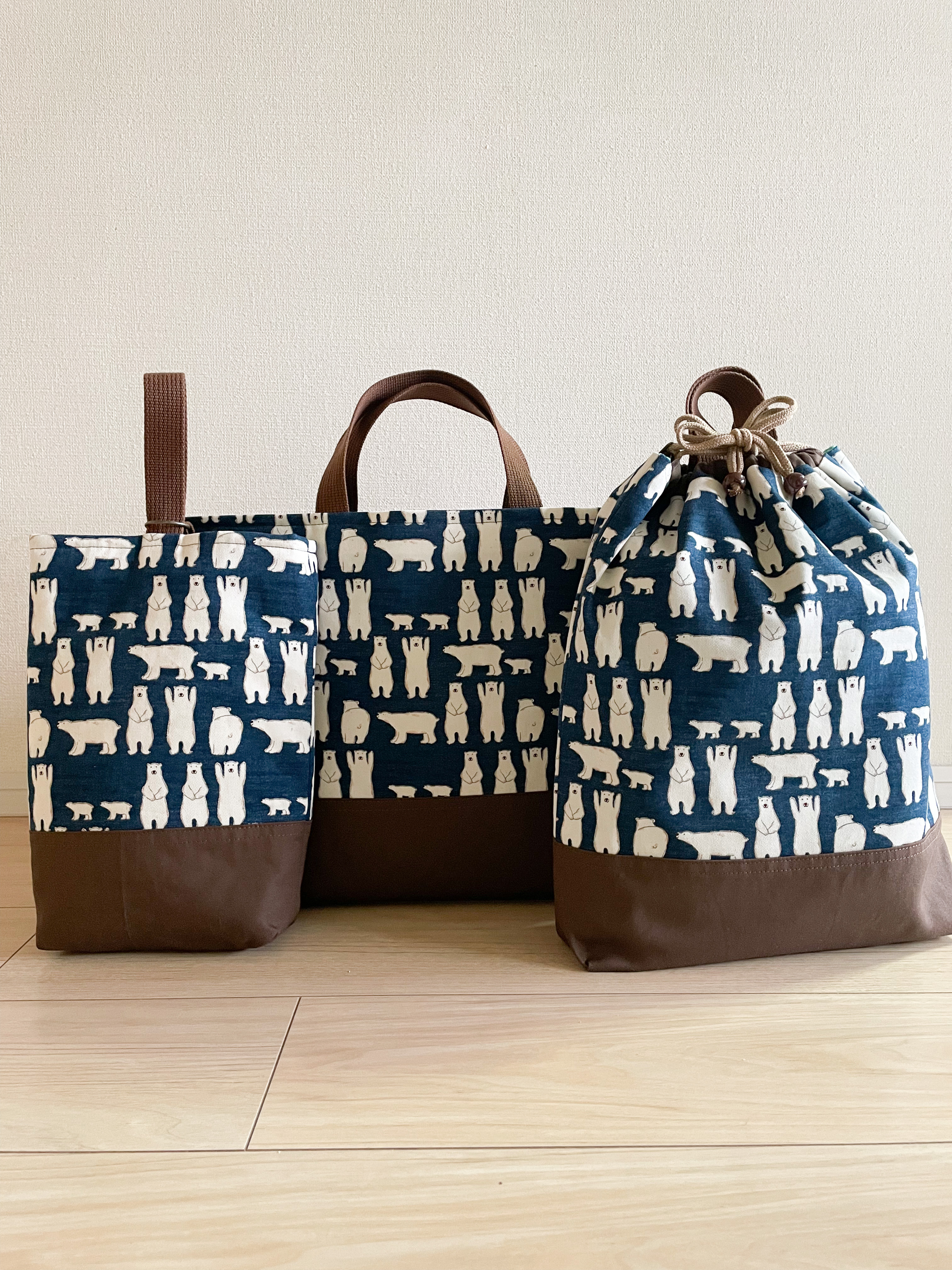 裏地キルティング　しろくまのレッスンバッグセット　ネイビー　入園入学　シューズバッグ　お着替え入れ