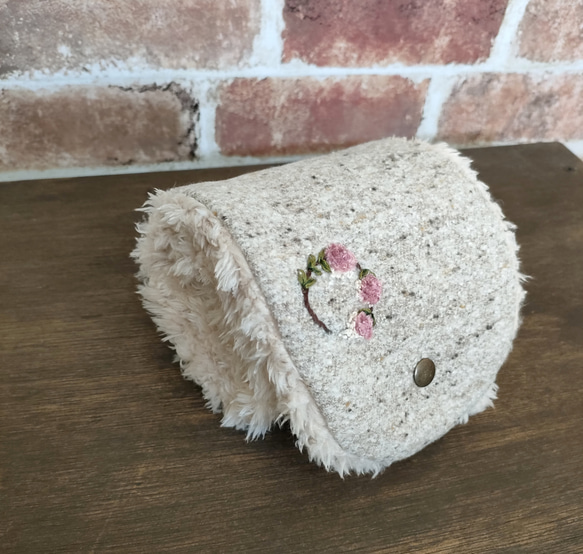 ネックウォーマー　新作！ふわふわ くすみ桃花刺繍 6枚目の画像