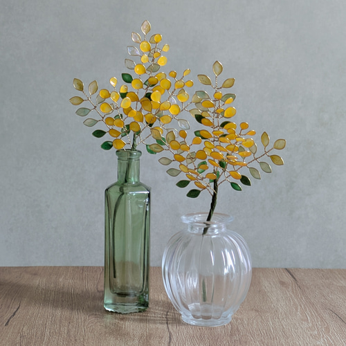 ミモザのインテリアフラワー｜光を透かすディップフラワーの造花、春の