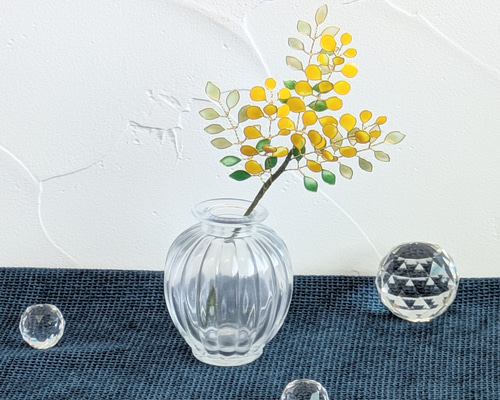 ミモザのインテリアフラワー｜光を透かすディップフラワーの造花、春の