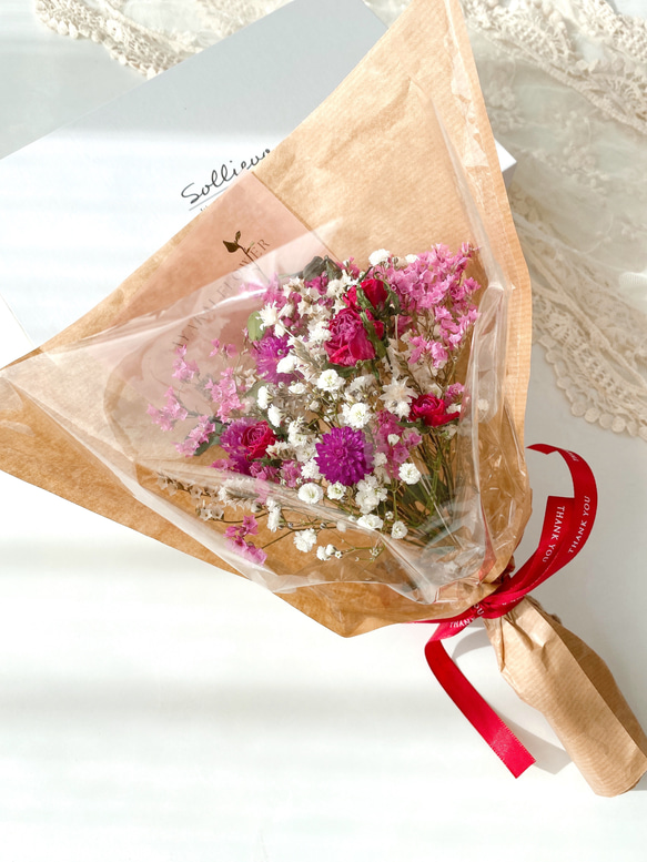 White＆pink red 薔薇とカスミソウ 花束 ドライフラワー ブーケ スワッグ ひな祭り バレンタイン 母の日 1枚目の画像