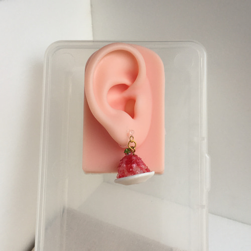 ◇14kgf◇苺シロップ氷柱水晶チャーム ◇14kgf◇苺シロップ氷柱水晶チャーム 14KGF チャーム(CZ付き