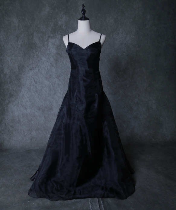 パーティードレス キャミソール ブラック 上質オーガンジー 床付く 前  