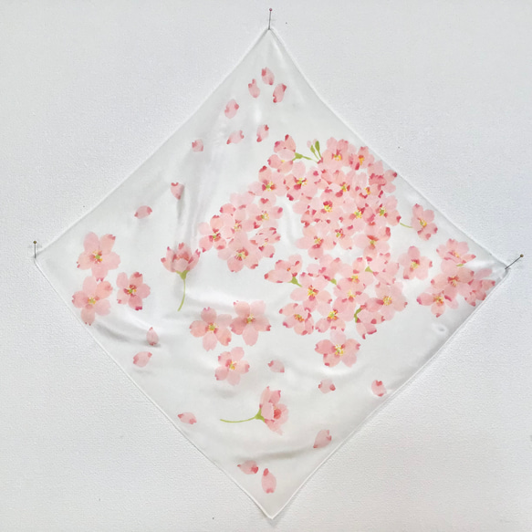 桜の型染プチスカーフ　B 10枚目の画像