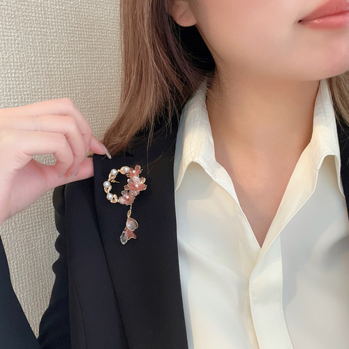 桜 -三分咲- (ピンク)ブローチ/コサージュ 2way 取り外し 桜 -三分咲- (ピンク)ブローチ/コサージュ 2way 取り外し