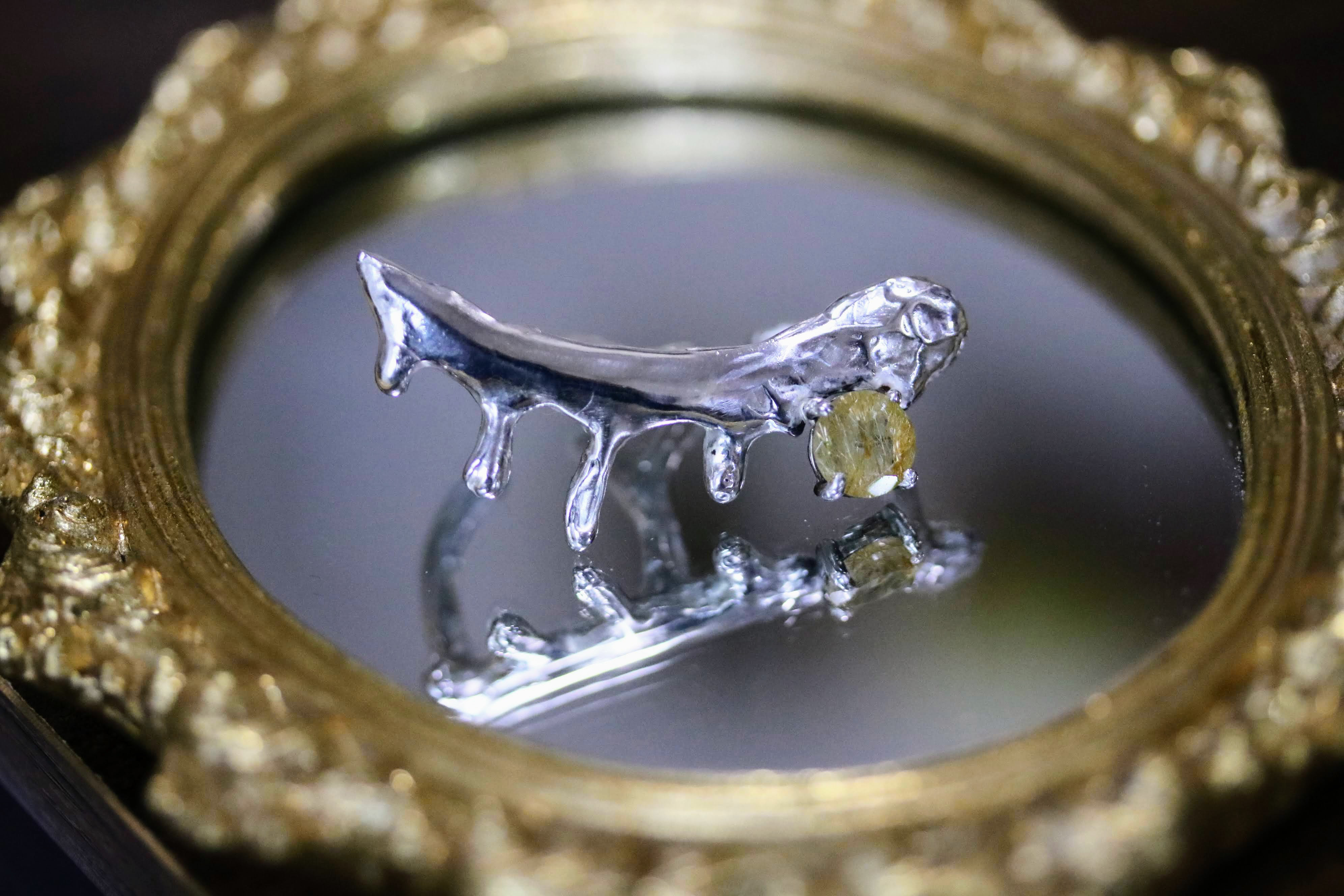 溶けるメタルストリームダブルフィンガーリング＊ルチルクォーツ