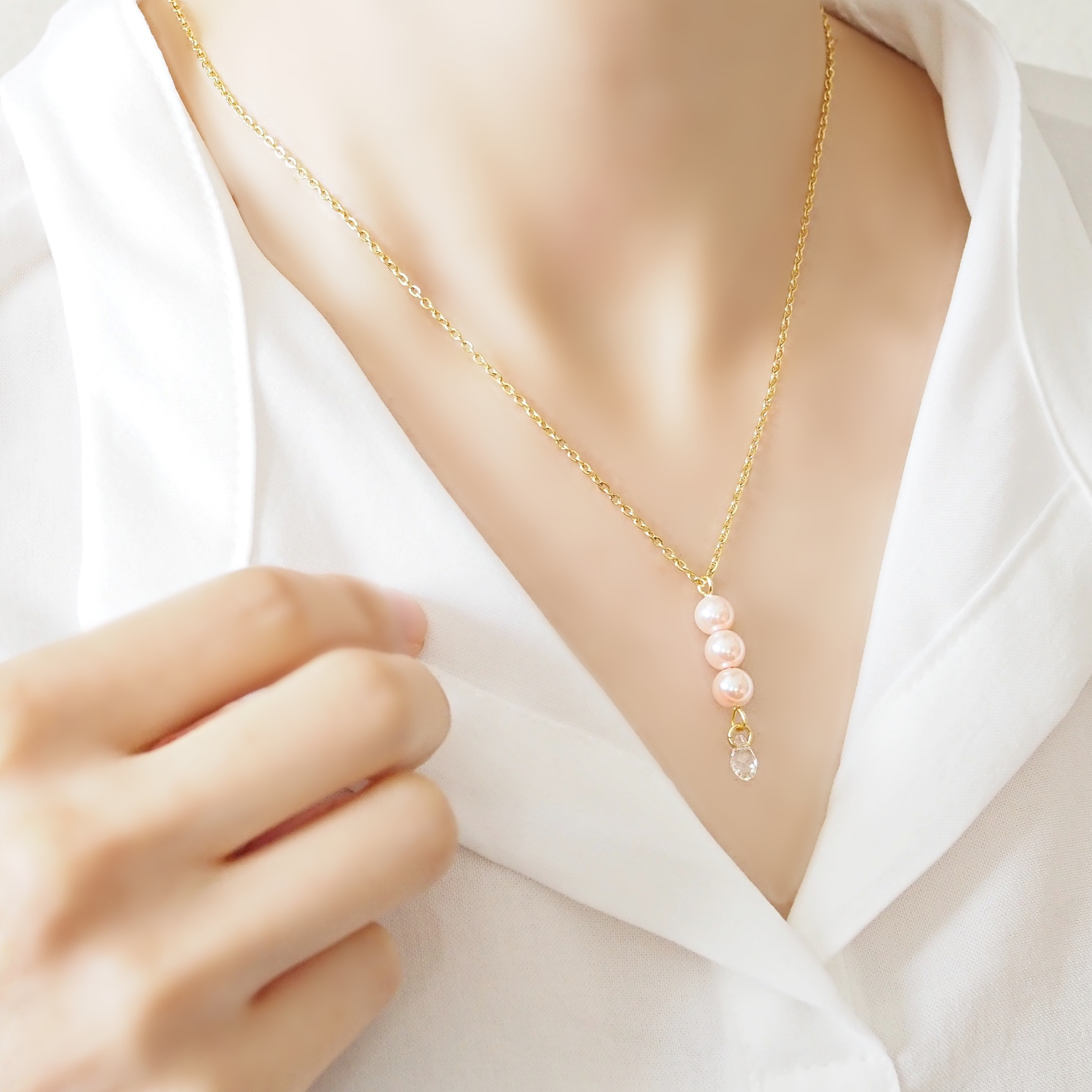 金属アレルギー対応!ゴールド＊桜ピンク貝パール&クリスタル/14kgfマグネット/サージカルステンレス316Lネックレス