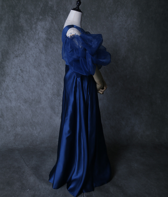 パーティードレス  紺  上質オーガンジー 揺らめく裾 エレガント アンティークなドレス 前撮り 2枚目の画像