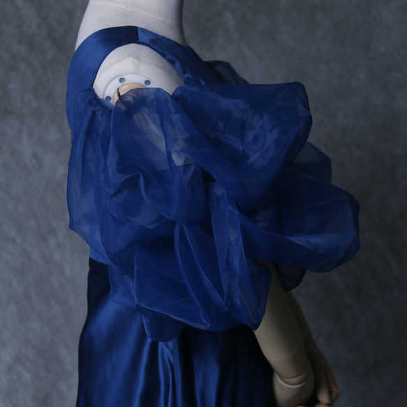 パーティードレス  紺  上質オーガンジー 揺らめく裾 エレガント アンティークなドレス 前撮り 6枚目の画像