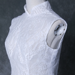ボレロ  ノースリーブ　ハイネック くるみボタン  花嫁/ウェディングドレス 魅惑の花レース 7枚目の画像
