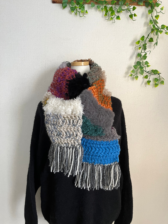 個性的カラフル毛糸のボーダー手編みロングマフラー2 マフラー Kym