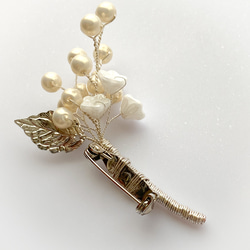 精選：珍珠枝形胸針/腕花 - 白色珍珠與白色花朵 | 儀式 | 入場儀式 | 畢業典禮 | 婚禮 [補貨] 第9張的照片