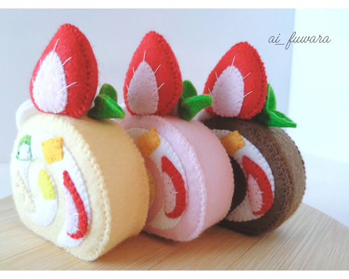 ✿ErikoT様用✿羊毛フェルト✿小さなぶたさん✿抹茶のロールケーキ 713JXJ83cvL._AC_UF350,