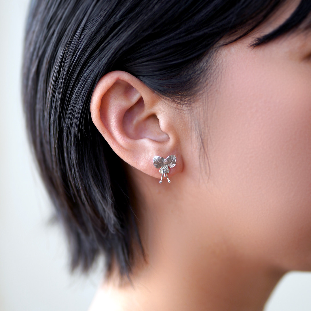 ツユクサのピアス