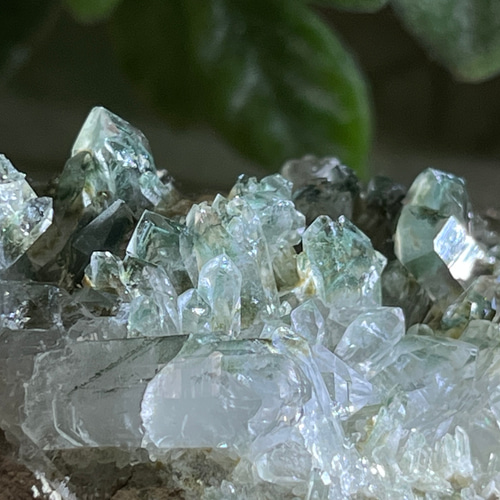 逸品！！希少！ヒマラヤ 湧水のような透明感！マニハール水晶原石