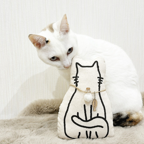 ねこ 猫型 思い出 ミニ クッション 名入れ可 メモリアル プレゼント 猫