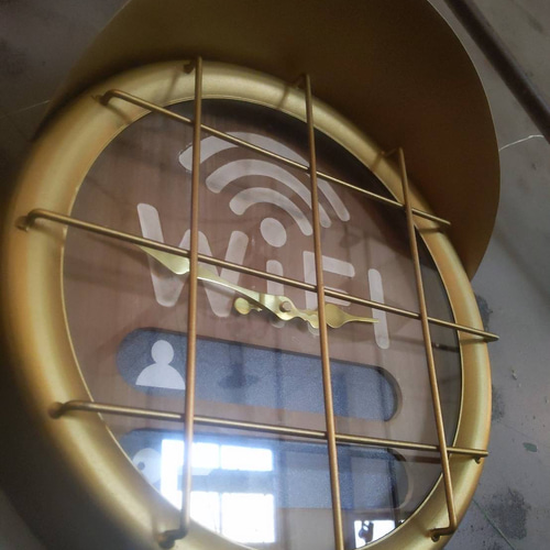 フリーWiFi プレート 民泊施設 壁掛け時計 wifi ウォール