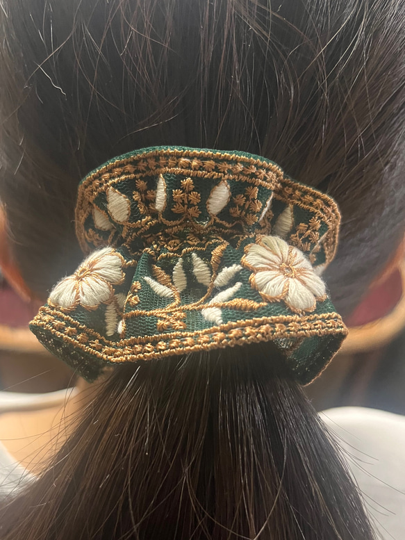 インド刺繍リボン ポニーフック グリーン ポニーフック・ヘアカフス