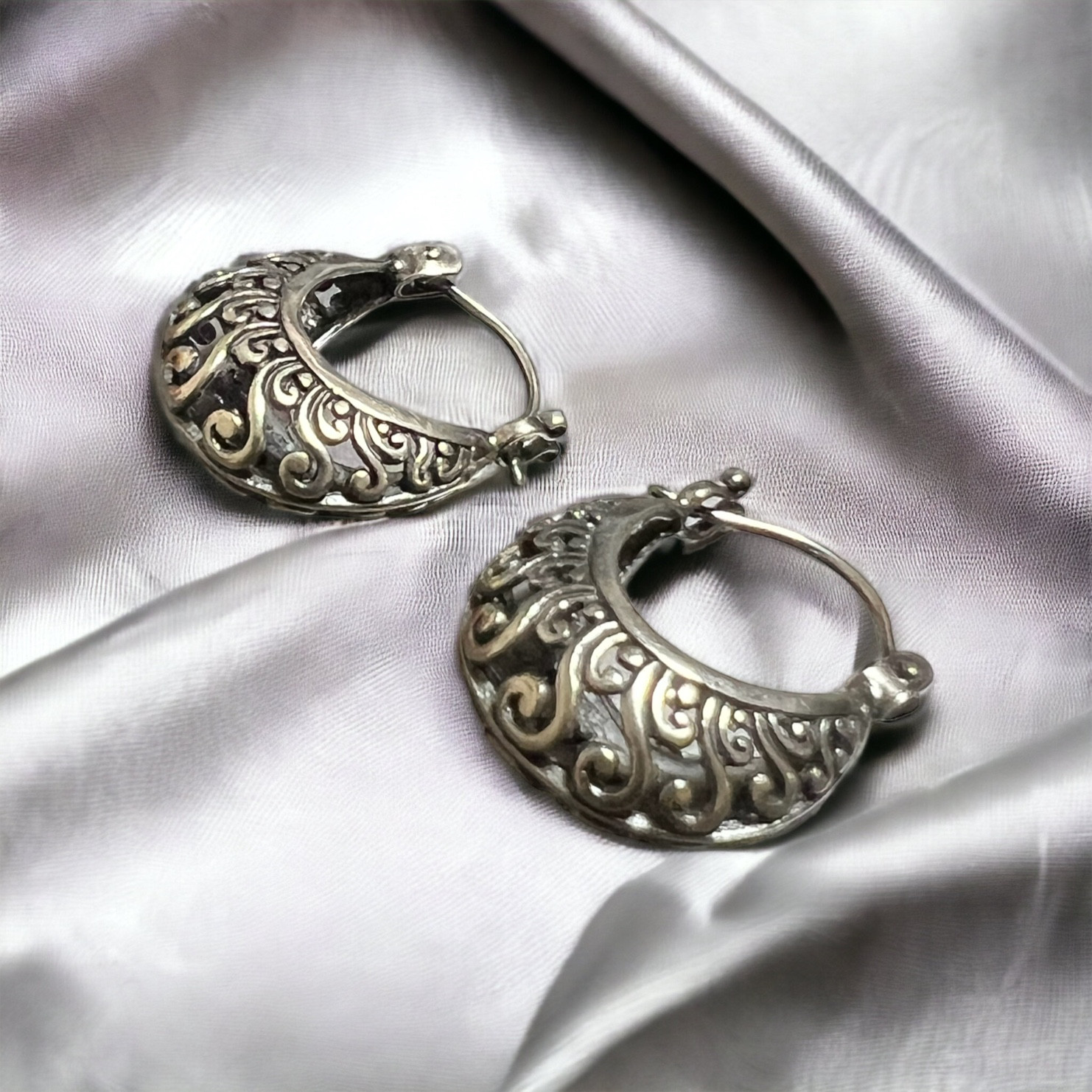 Pasar Bag Waves　波模様　パサールバッグ　シルバー925　ナチュラル ビーチ　海　海水浴 ウェーブ　ピアス