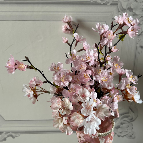 桜のインテリアブーケ” 花材は全てアーティフィシャルフラワー(造花