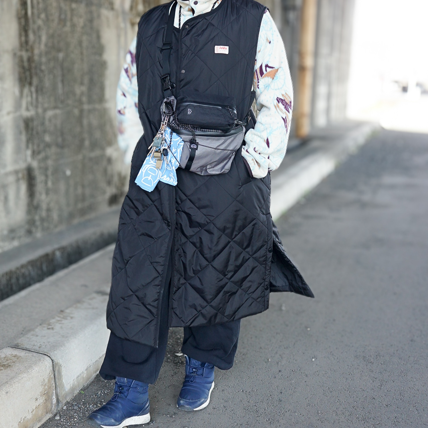 軽くて防水 旅行も日常も。選べる｜ハイカーナナメバッグ・L /登山・旅行・キャンプ・アウトドア・梅雨対策2025