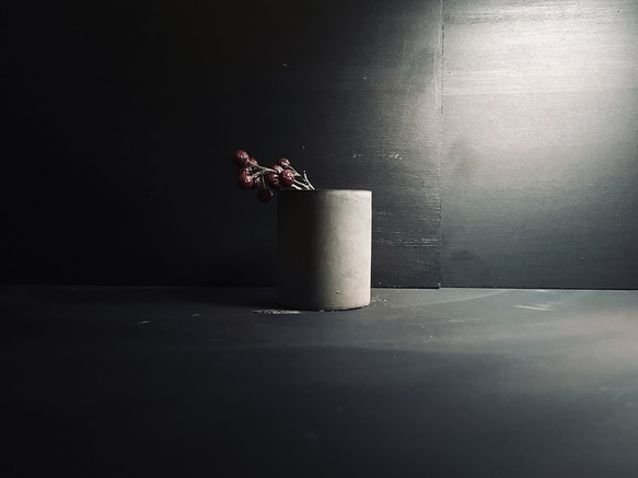 フラワーベース　花器　花瓶　ペンスタンド【セメント/モルタル/コンクリート】 2枚目の画像