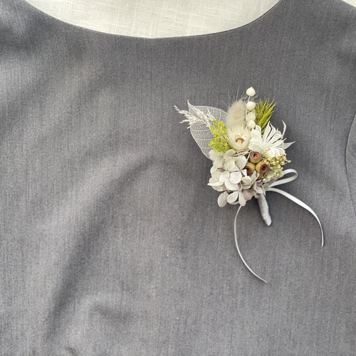 コサージュ A  卒業式・入学式・プリザーブドフラワー プリザーブドフラワーのコサージュ 入学式 卒業式 結婚式に