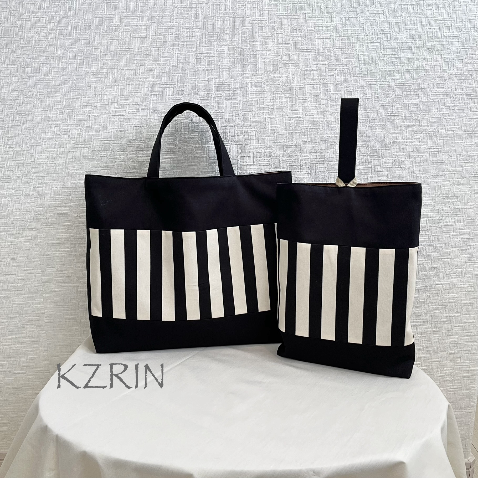 《入園入学グッズ》黒のストライプ　レッスンバック&上履き入れ